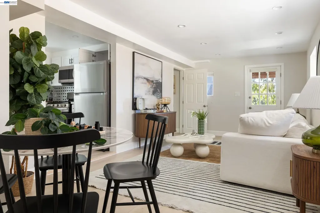 3954 Forest Hill Avenue Oakland CA 94602
