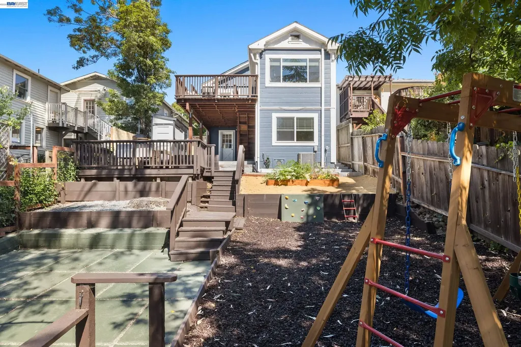 3954 Forest Hill Avenue Oakland CA 94602