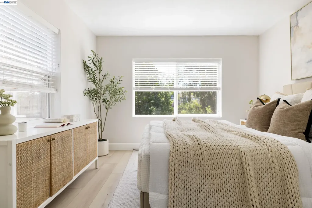 3954 Forest Hill Avenue Oakland CA 94602