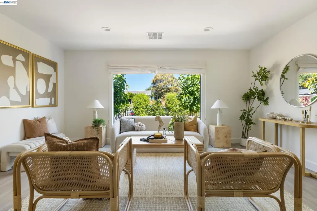 3954 Forest Hill Avenue Oakland CA 94602