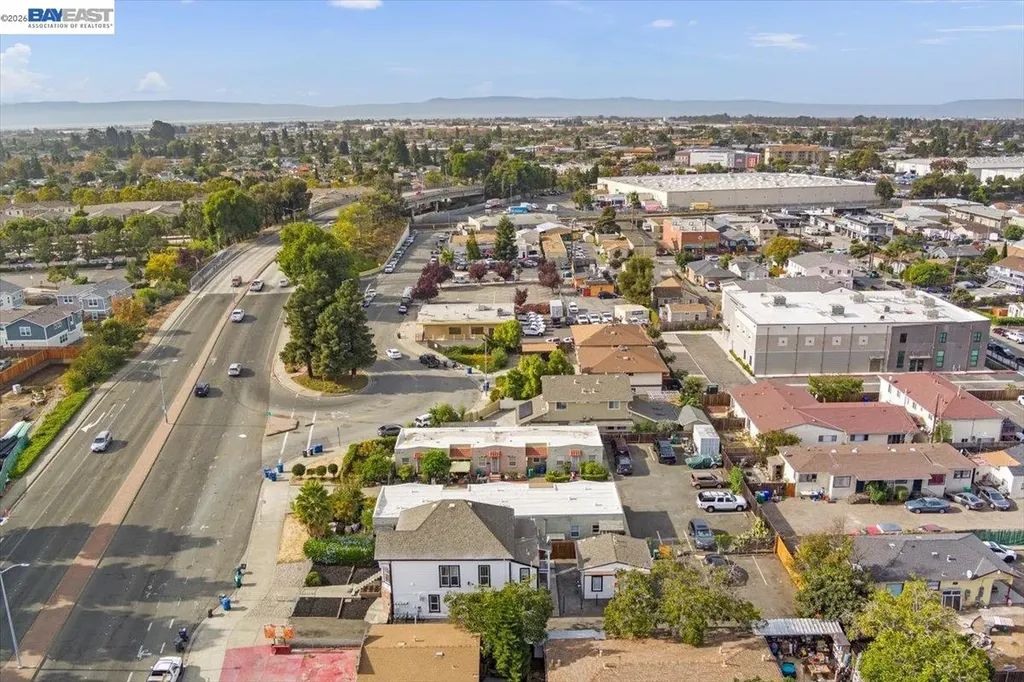 184 A Street Hayward CA 94541