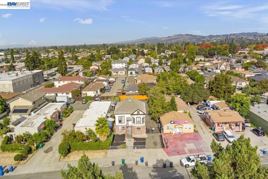 184 A Street Hayward CA 94541