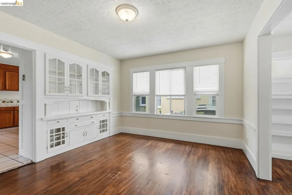 5362 Foothill Boulevard Oakland CA 94601