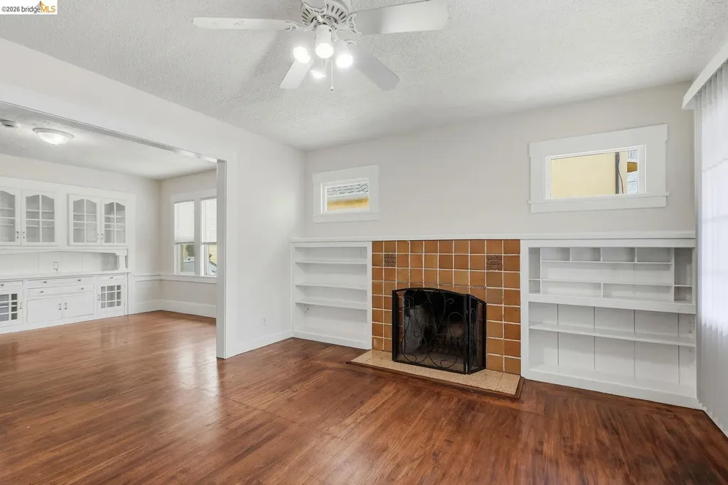 5362 Foothill Boulevard Oakland CA 94601