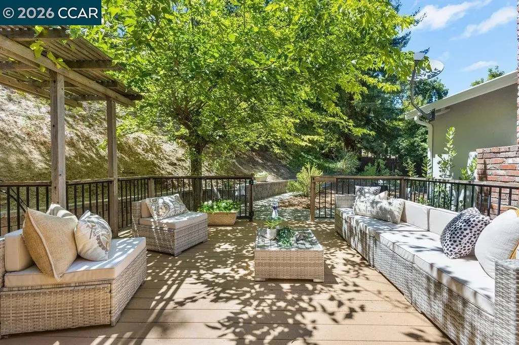 789 Charlton Drive Pleasant Hill CA 94523