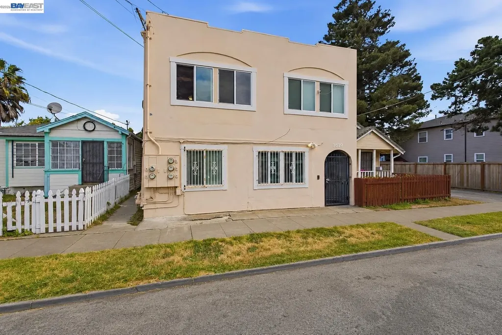 1621 Chanslor Avenue Richmond CA 94801