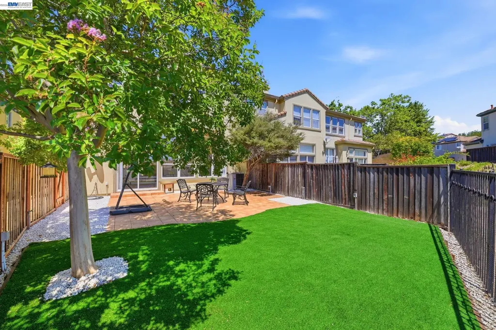 22024 Lyndon Loop Castro Valley CA 94552