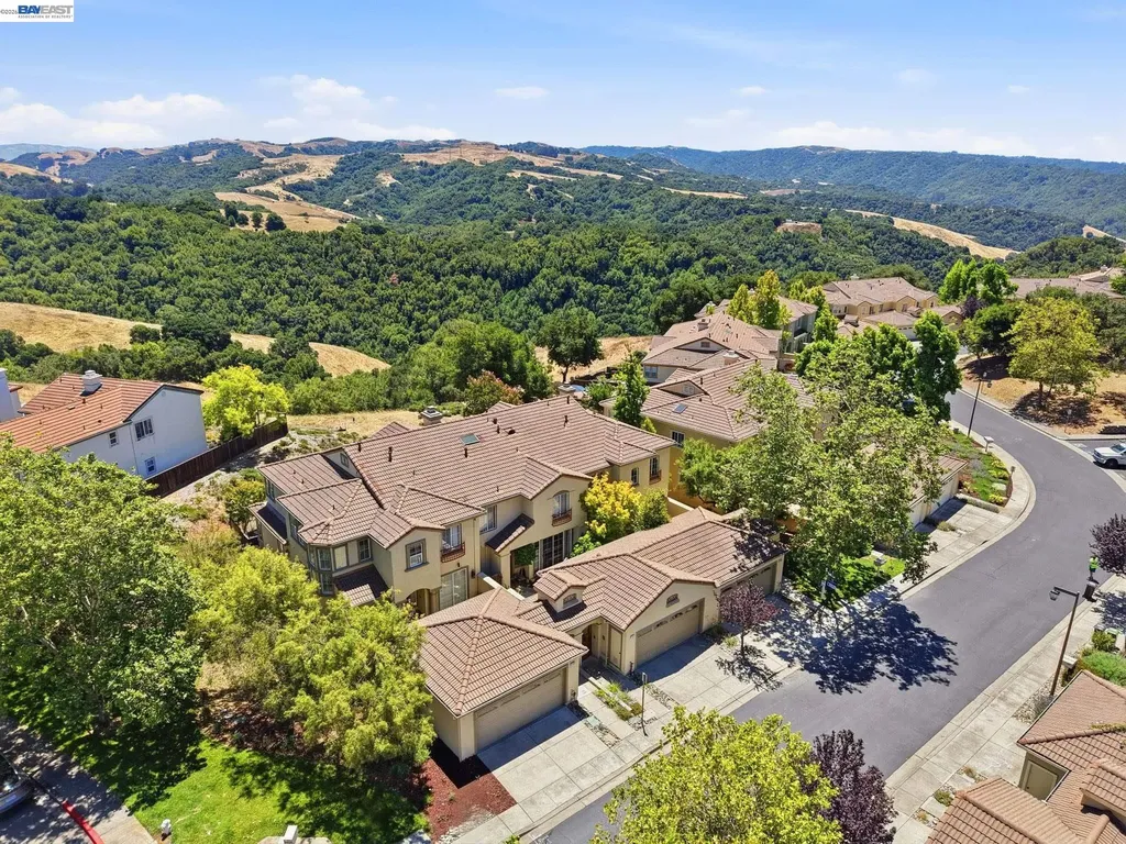 22024 Lyndon Loop Castro Valley CA 94552