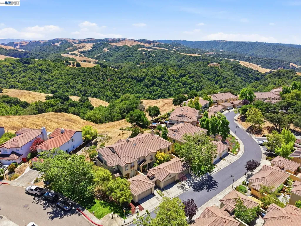 22024 Lyndon Loop Castro Valley CA 94552