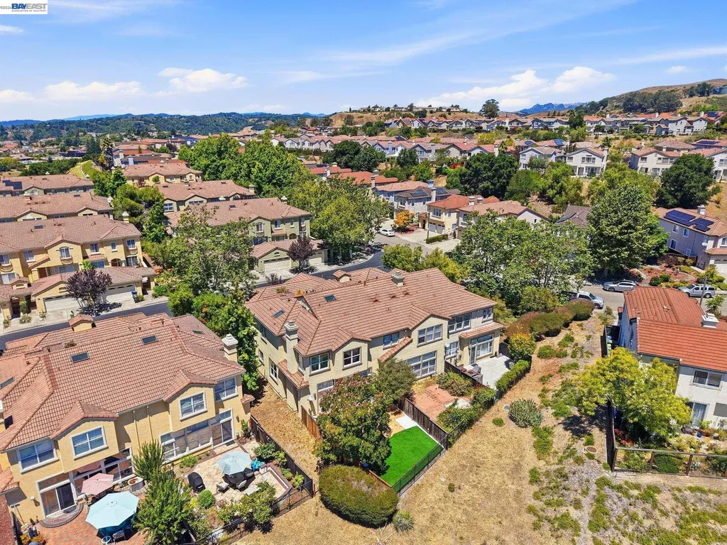 22024 Lyndon Loop Castro Valley CA 94552