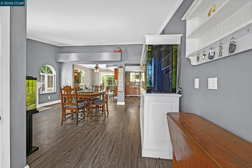 552 Redwood Drive Vacaville CA 95687