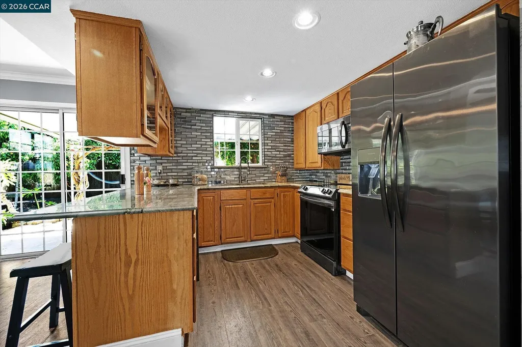 552 Redwood Drive Vacaville CA 95687