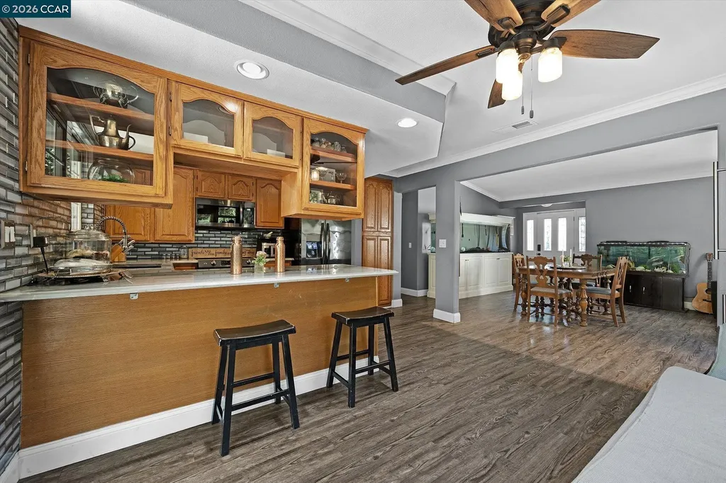 552 Redwood Drive Vacaville CA 95687