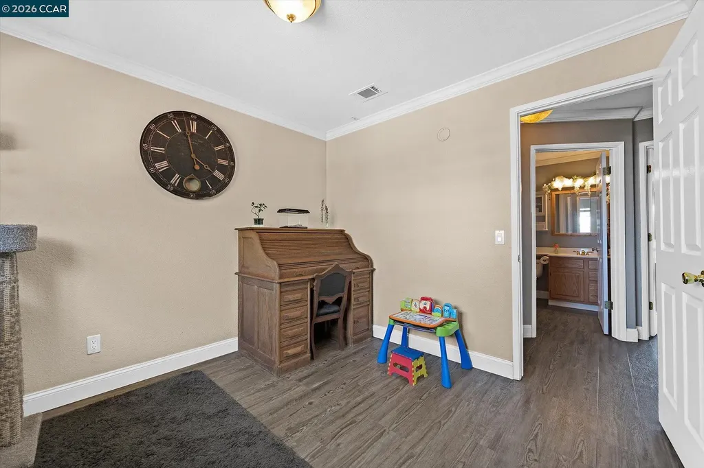 552 Redwood Drive Vacaville CA 95687