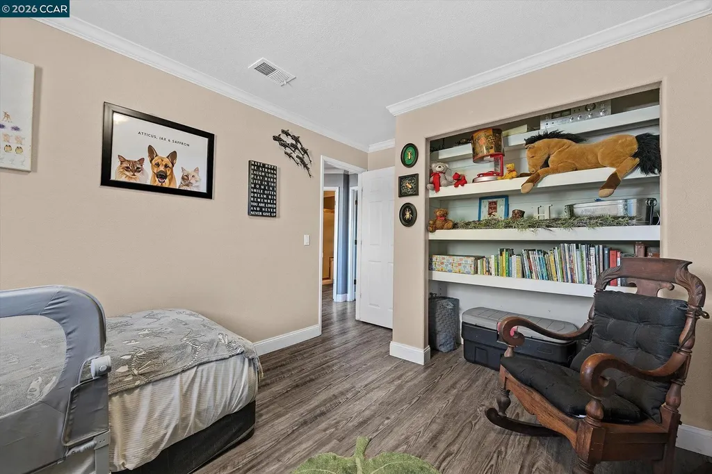 552 Redwood Drive Vacaville CA 95687