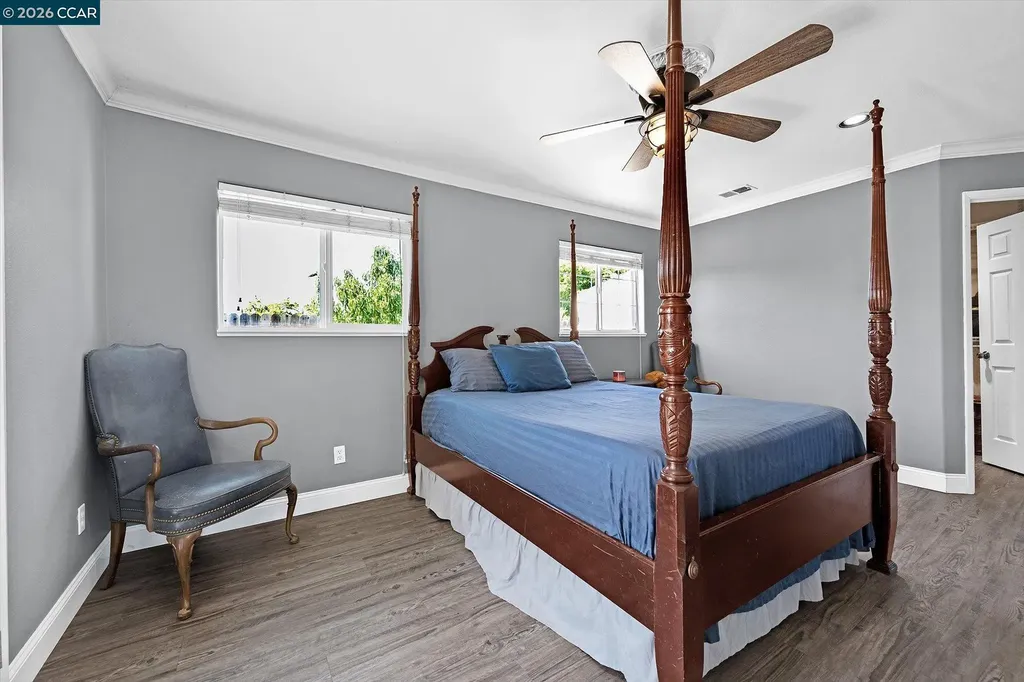 552 Redwood Drive Vacaville CA 95687
