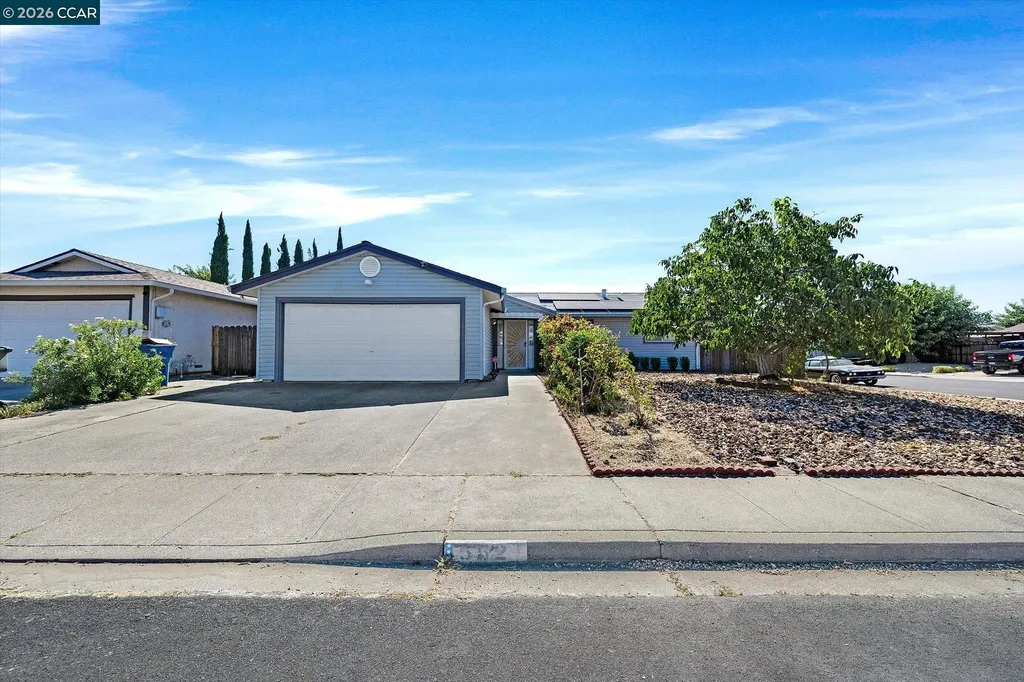 552 Redwood Drive Vacaville CA 95687