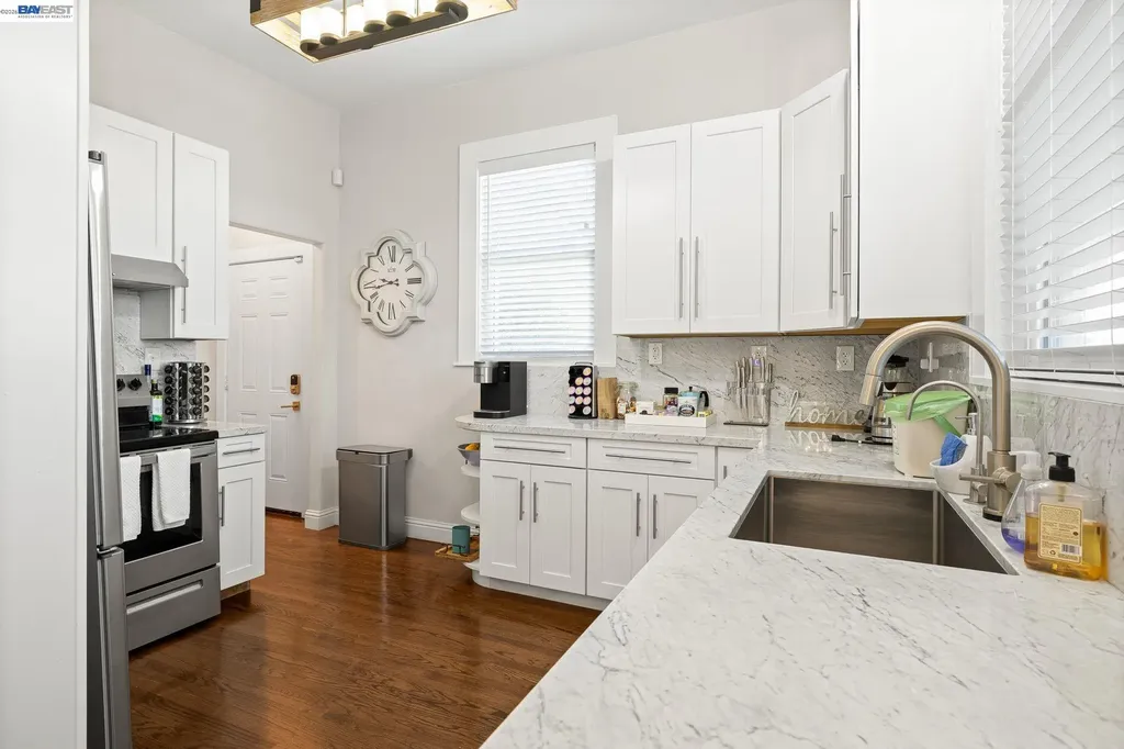 2207 21st Street Oakland CA 94606