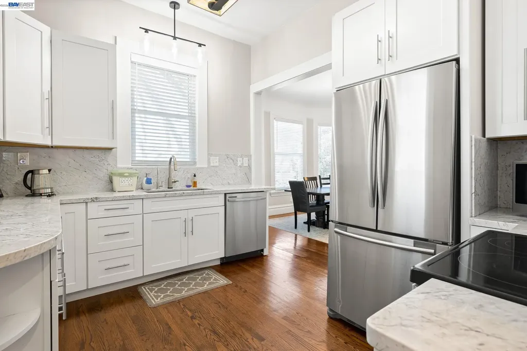 2207 21st Street Oakland CA 94606