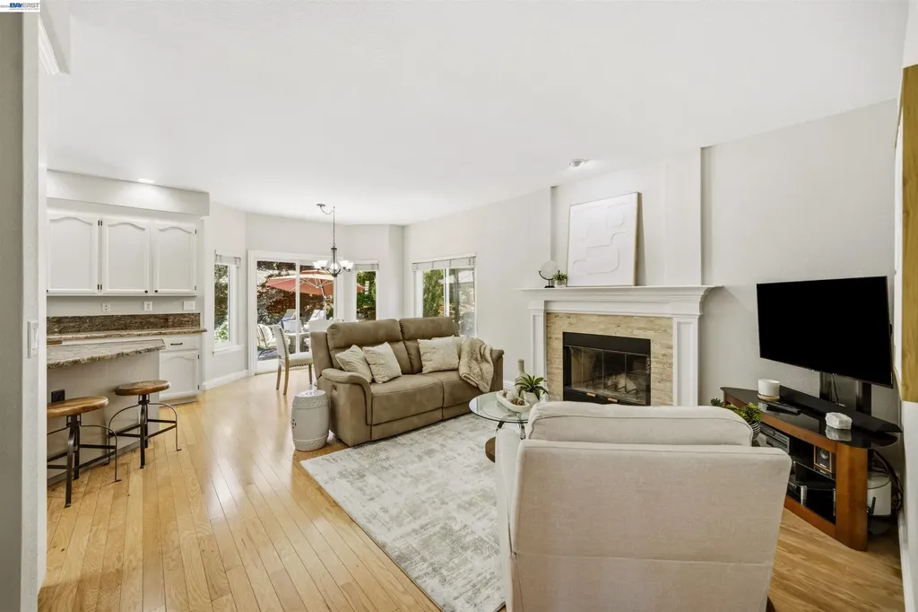 507 Raven Place Clayton CA 94517