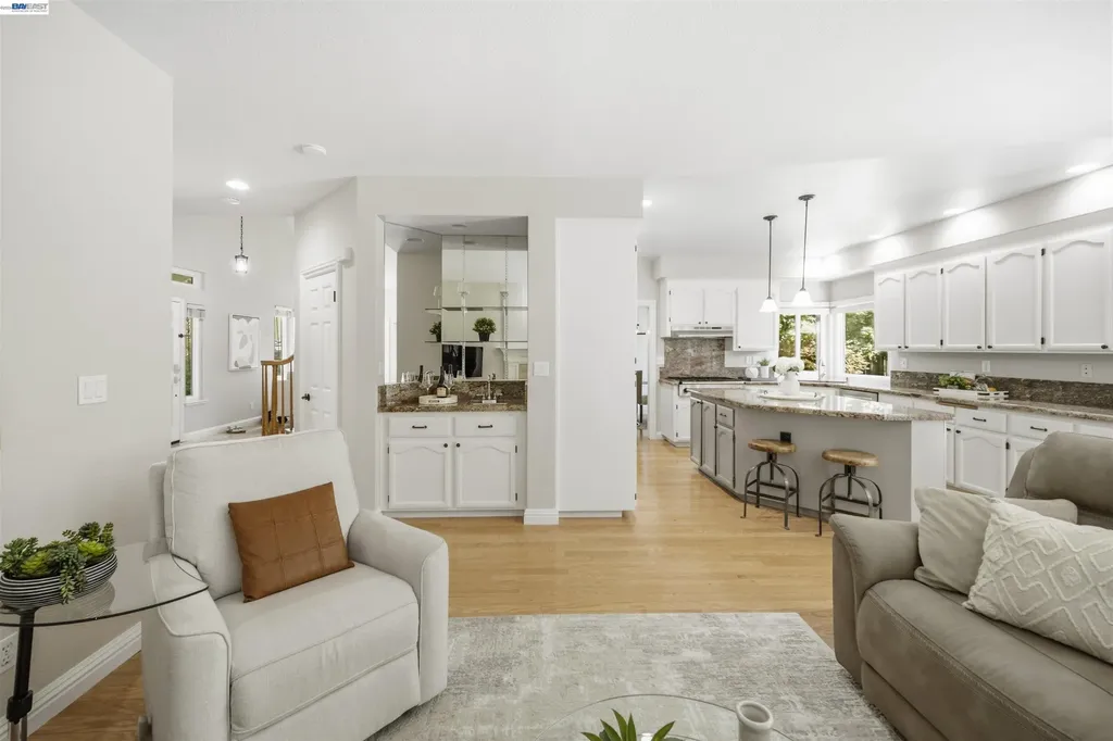 507 Raven Place Clayton CA 94517