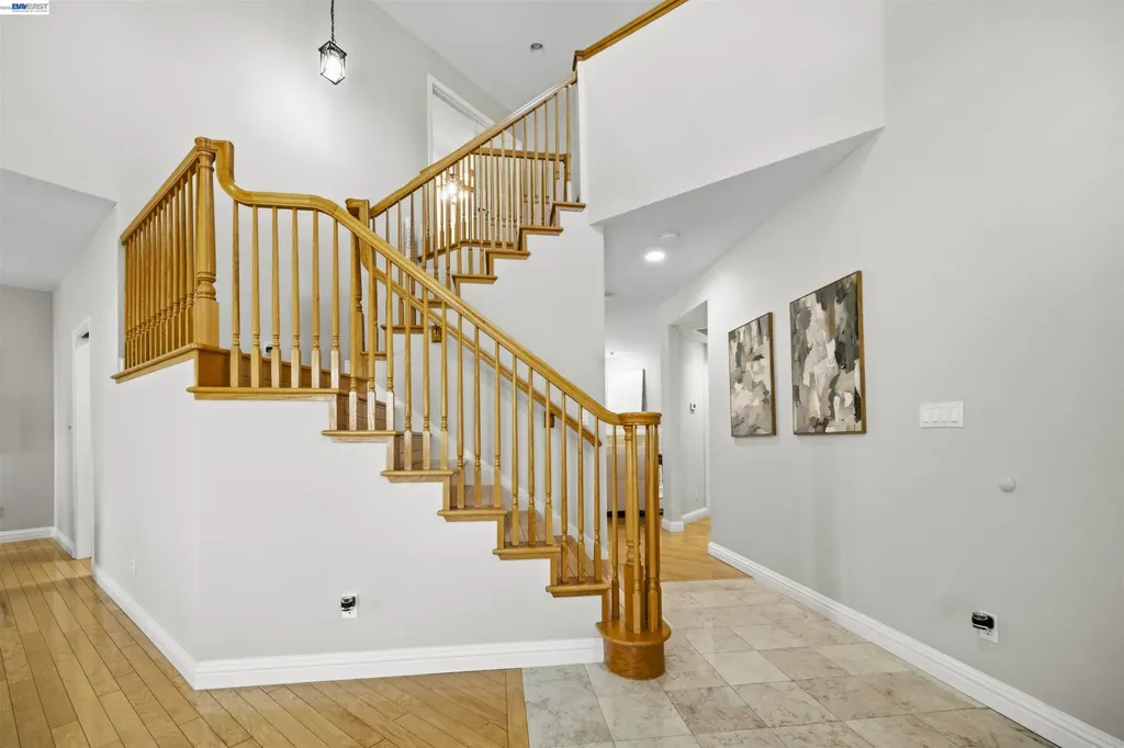 507 Raven Place Clayton CA 94517