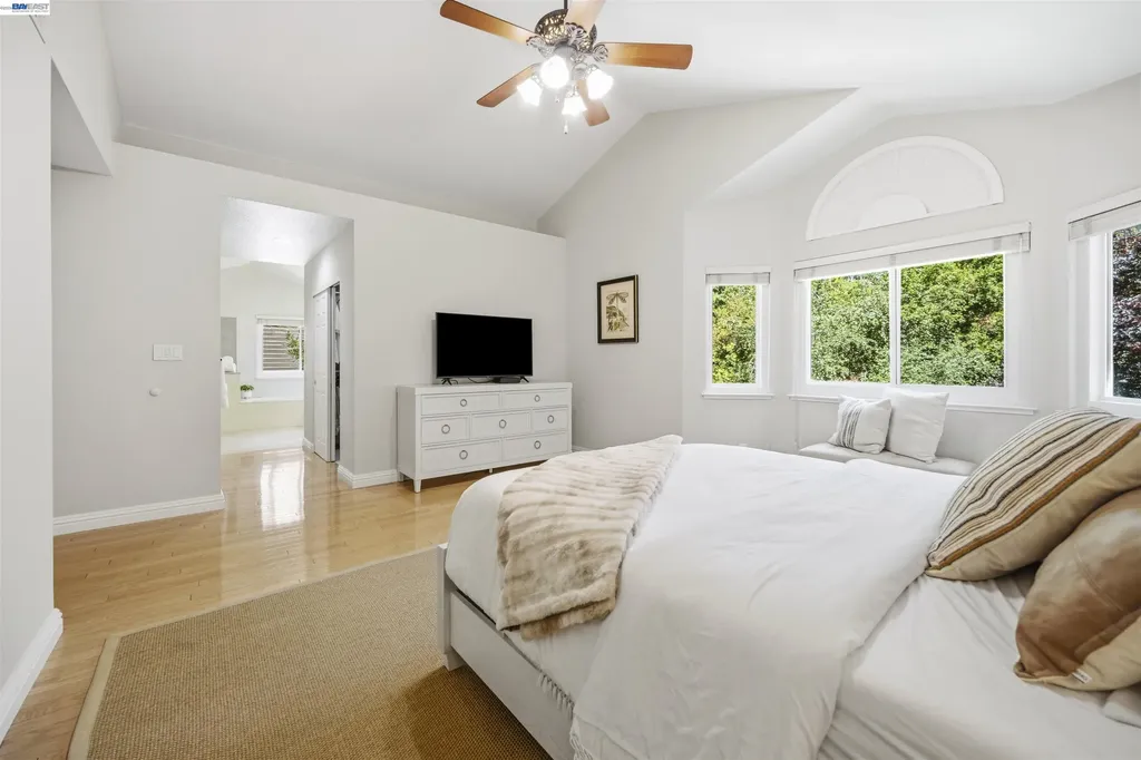 507 Raven Place Clayton CA 94517
