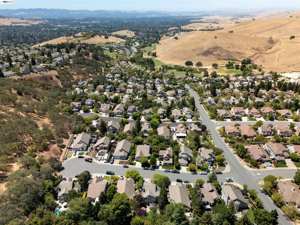 507 Raven Place Clayton CA 94517