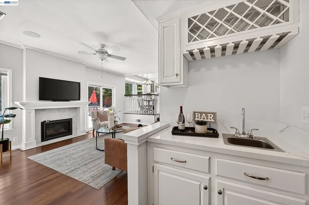 4183 Hall Court Pleasanton CA 94566