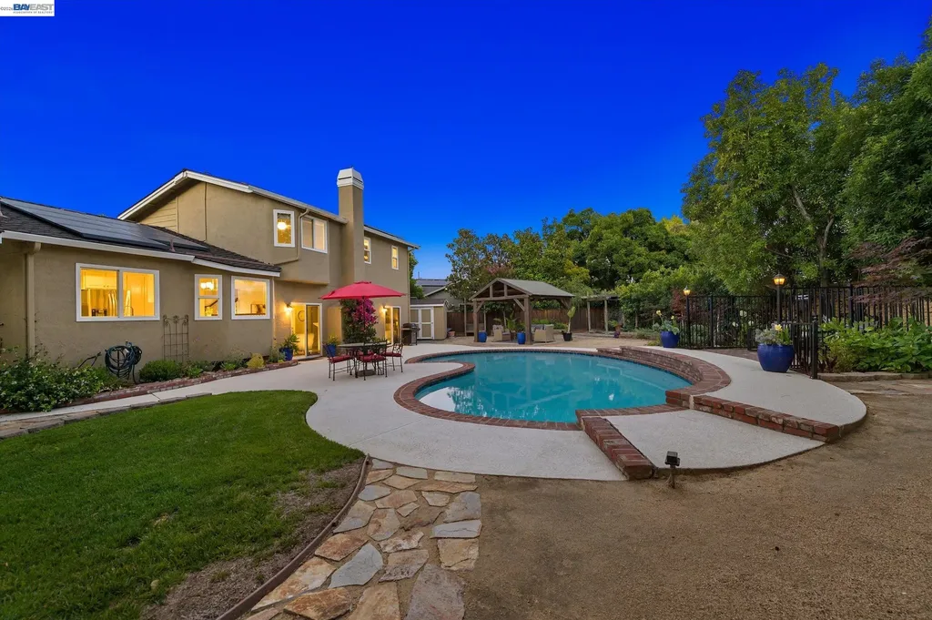 4183 Hall Court Pleasanton CA 94566