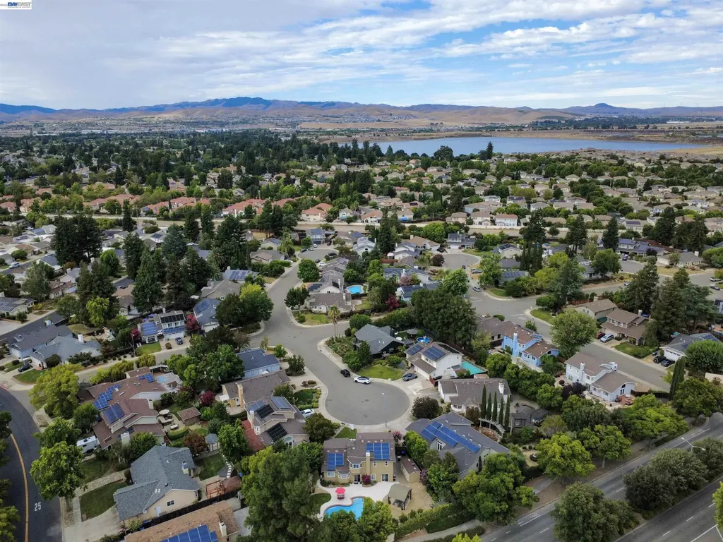 4183 Hall Court Pleasanton CA 94566