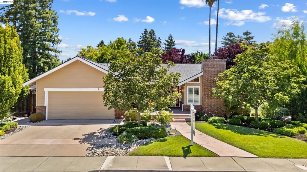 2533 Larrikeet Court Pleasanton CA 94566