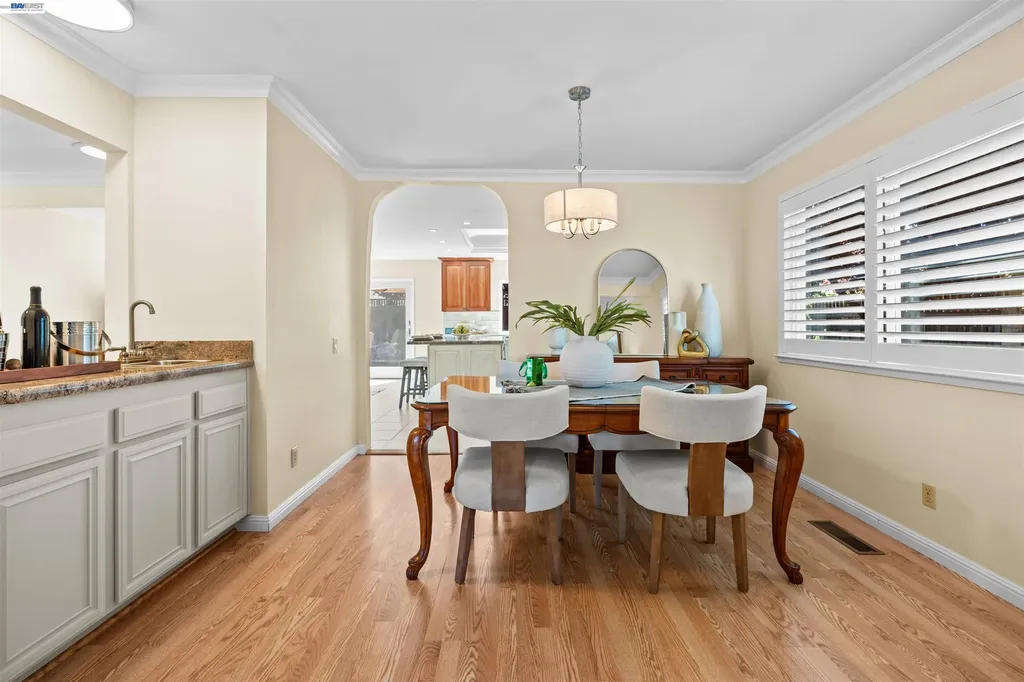 2533 Larrikeet Court Pleasanton CA 94566