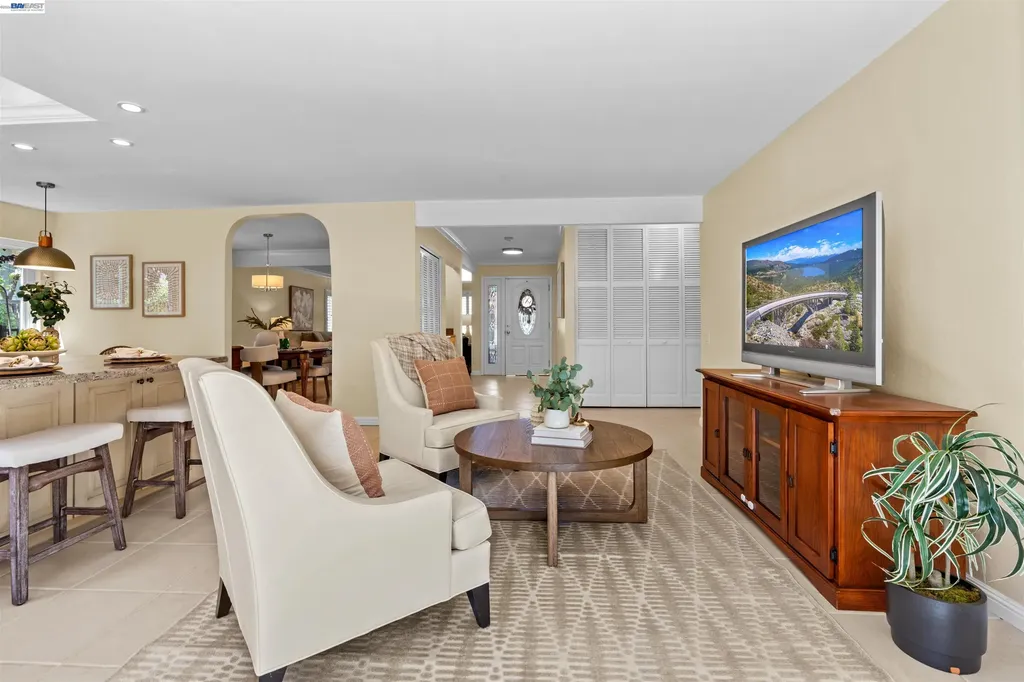 2533 Larrikeet Court Pleasanton CA 94566