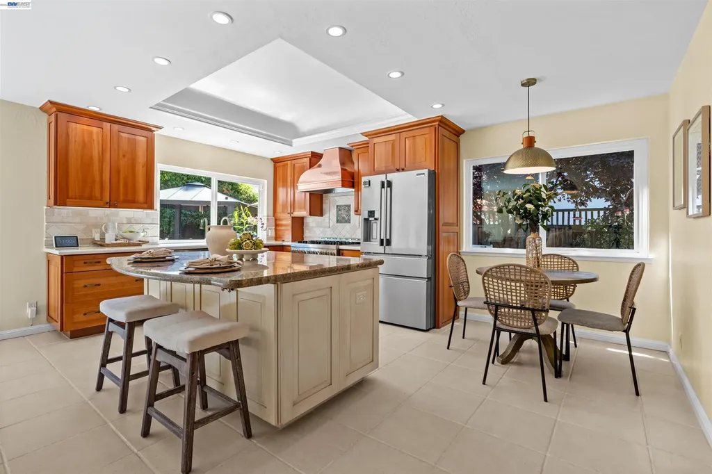 2533 Larrikeet Court Pleasanton CA 94566