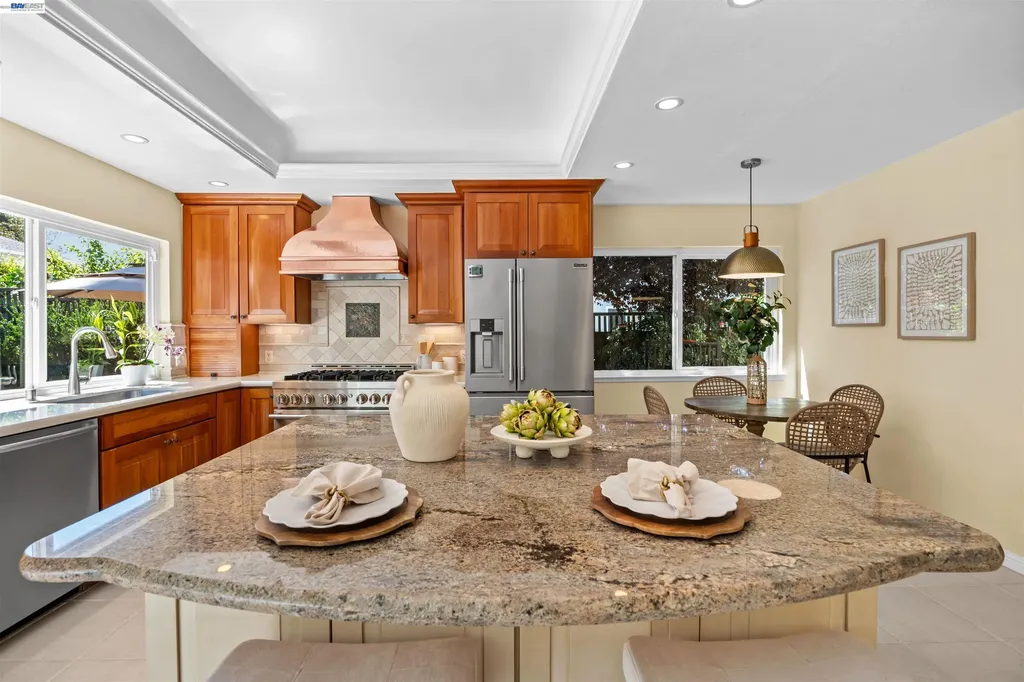 2533 Larrikeet Court Pleasanton CA 94566