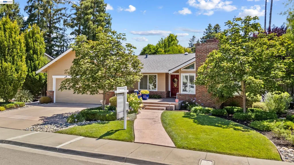 2533 Larrikeet Court Pleasanton CA 94566