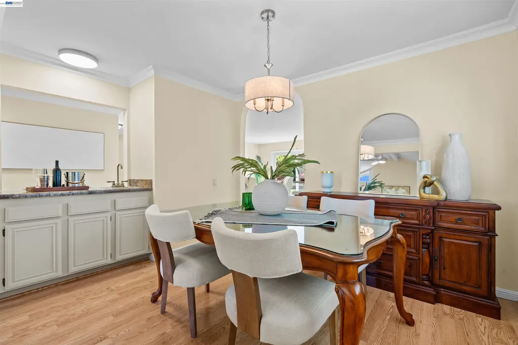 2533 Larrikeet Court Pleasanton CA 94566