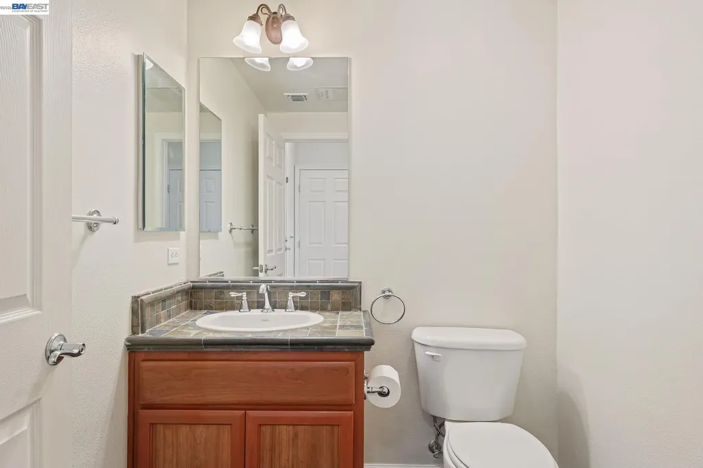 3290 Maguire Way Dublin CA 94568