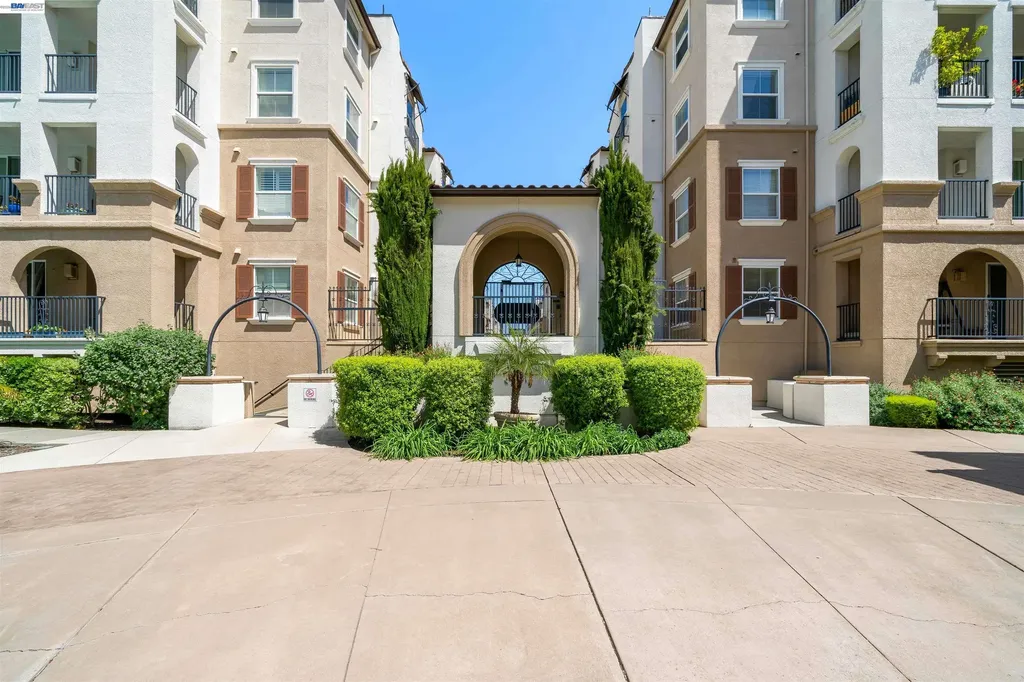 3290 Maguire Way Dublin CA 94568