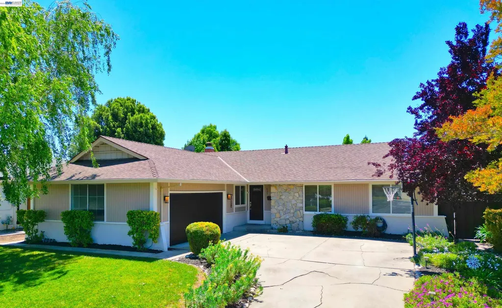 637 Dover Way Livermore CA 94551