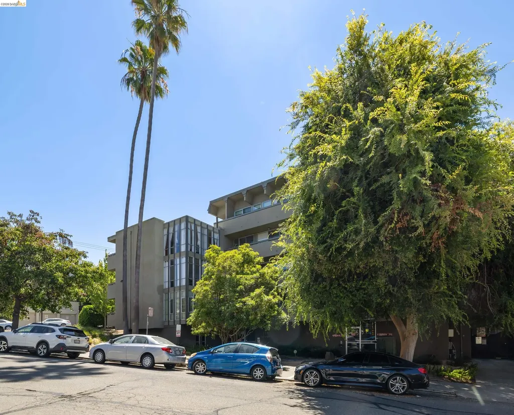398 Adams Street Oakland CA 94610