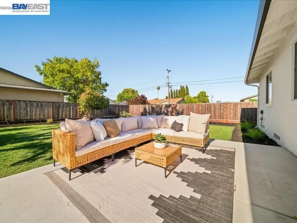 7527 Frederiksen Lane Dublin CA 94568