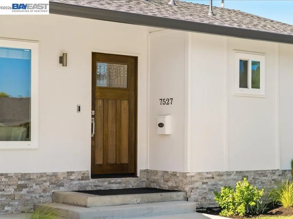 7527 Frederiksen Lane Dublin CA 94568