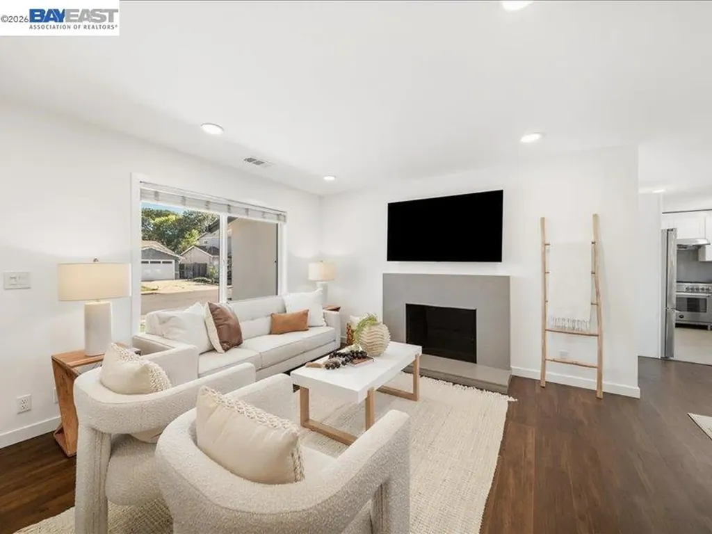 7527 Frederiksen Lane Dublin CA 94568