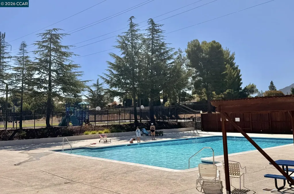5706 Pepperridge Way Concord CA 94521
