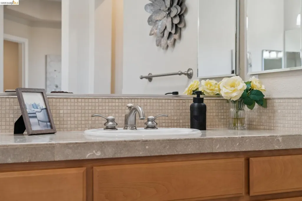 661 Stoneman Court Benicia CA 94510