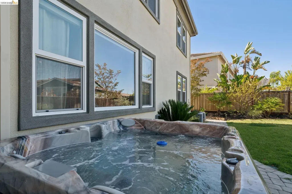661 Stoneman Court Benicia CA 94510