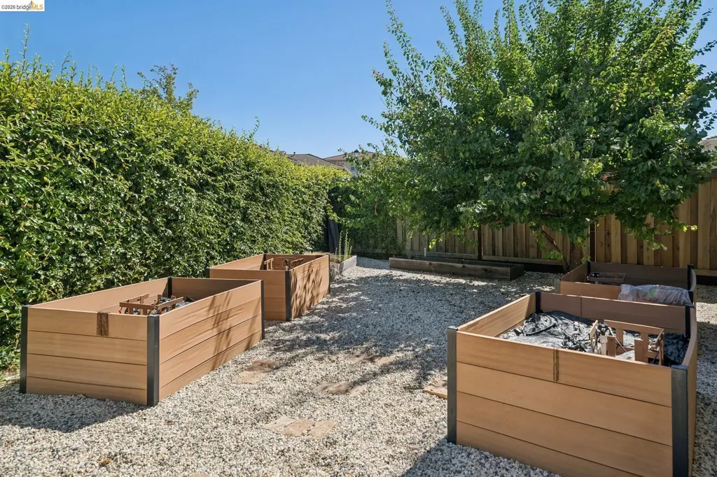 661 Stoneman Court Benicia CA 94510