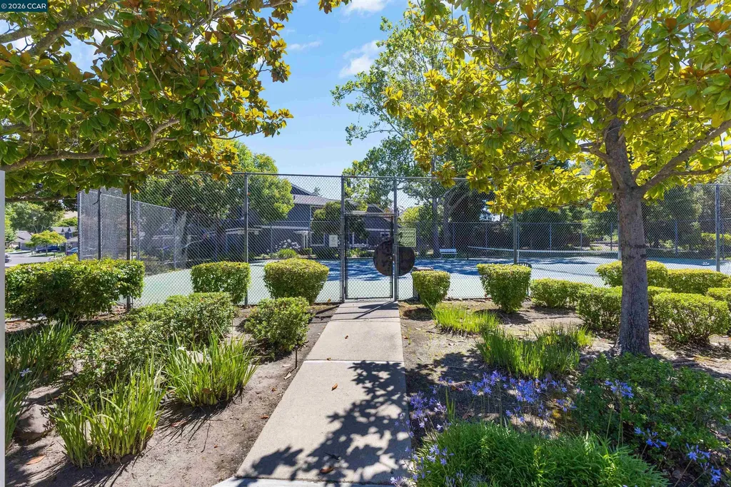 109 Blossom Court Danville CA 94506